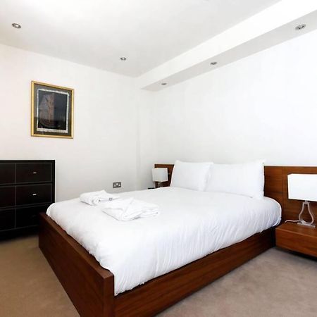 Beautiful 2 Bedroom Mews House With Parking By The Beach Hove Esterno foto